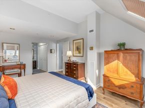 11 Church St 702, Salem MA 01970