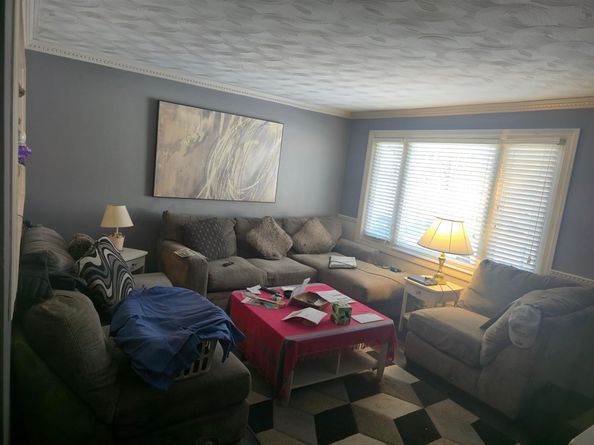 289 Commercial St, Whitman MA 02382