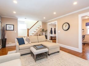 1289 Walnut St, Newton MA 02461