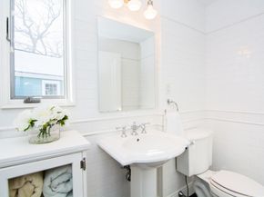 1289 Walnut St, Newton MA 02461