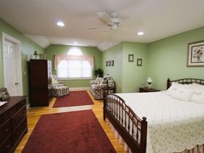 19 Peachey Circle 19, Middleton MA 01949