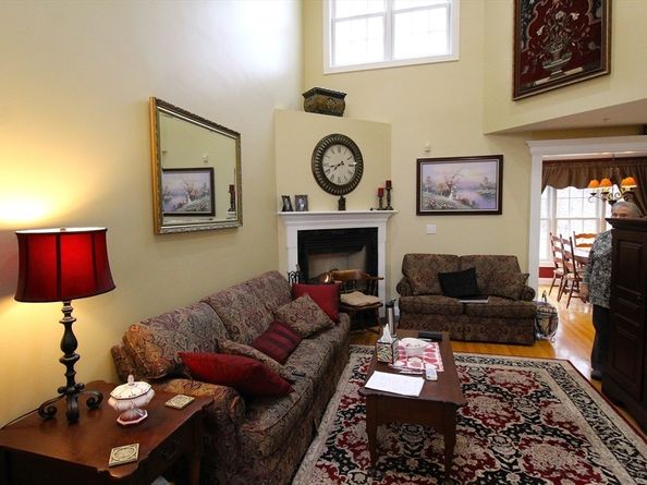 19 Peachey Circle 19, Middleton MA 01949