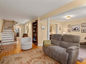 195 Winthrop Rd 1, Brookline MA 02445