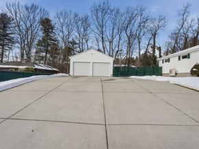 23 Gail Drive, Holden MA 01520