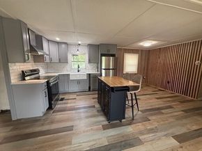 31 Presidents Way, Carver MA 02330