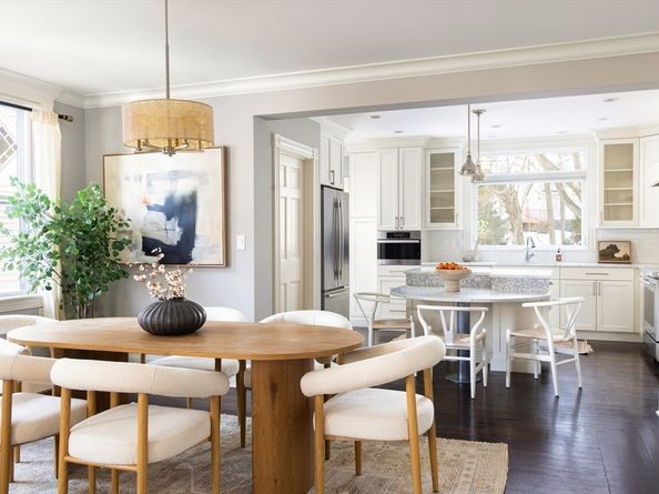 26 Knowles 26, Newton MA 02459