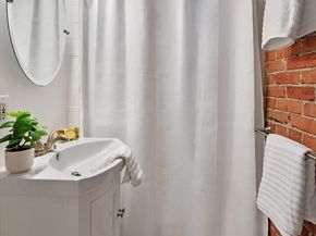 14 Holton St 4, Medford MA 02155