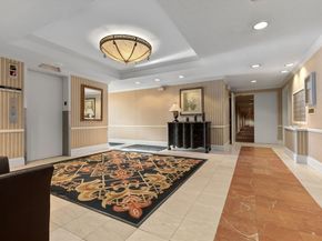 1008 Paradise Road 1M, Swampscott MA 01907