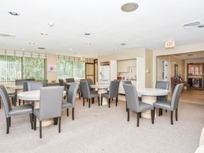 1008 Paradise Road 1M, Swampscott MA 01907