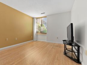 1008 Paradise Road 1M, Swampscott MA 01907