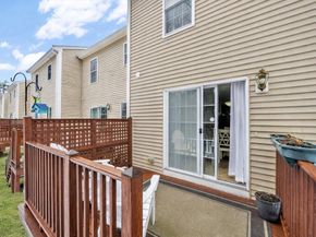 27 Ridge Dr 27, Middleboro MA 02346