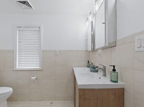 142 Wyoming Ave, Malden MA 02148