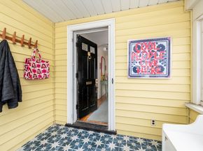 40 Virginia Rd, Quincy MA 02169