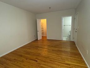 147 Kelton 305, Boston MA 02134