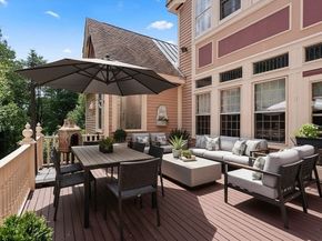 2 Country Way, Hopkinton MA 01748