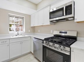 116 Lake Shore Road 4, Boston MA 02135