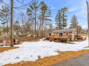 10 Wapping Rd, Kingston MA 02364