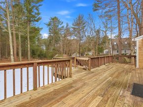 10 Wapping Rd, Kingston MA 02364