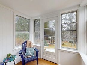 437 Salisbury St, Worcester MA 01609