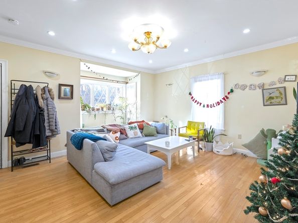 41-43 Arlington St, Boston MA 02135