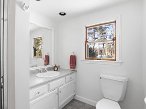 40 Fosdick, Carver MA 02330