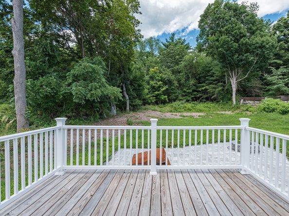 398 Plymouth St, Bridgewater MA 02324