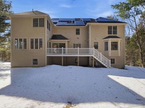2 Pipers Gln, Andover MA 01810