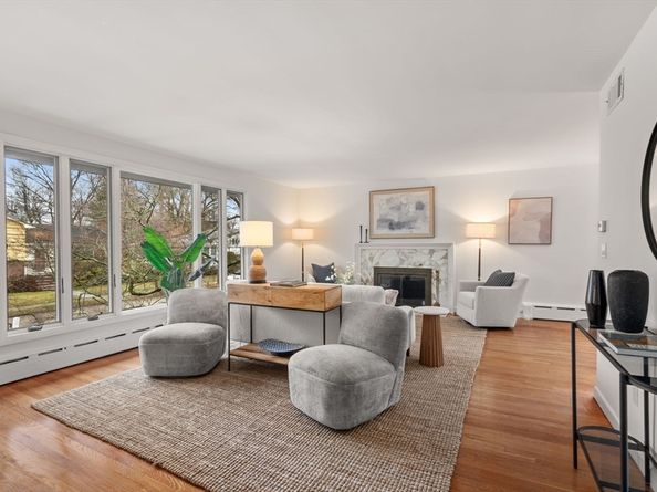 520 Clinton Road, Brookline MA 02467