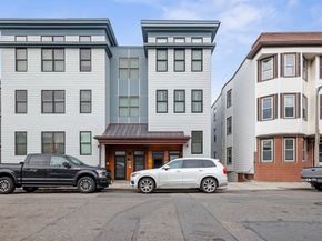 586 E 3rd 3, Boston MA 02127