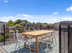 586 E 3rd 3, Boston MA 02127