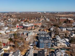 21 Tanglewood Road 1, Boston MA 02124