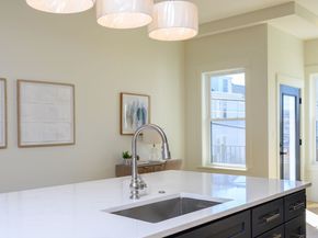 21 Tanglewood Road 1, Boston MA 02124