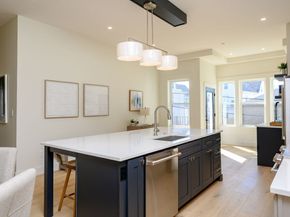 21 Tanglewood Road 1, Boston MA 02124