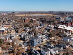 21 Tanglewood Road 1, Boston MA 02124