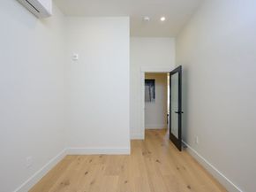 21 Tanglewood Road 1, Boston MA 02124