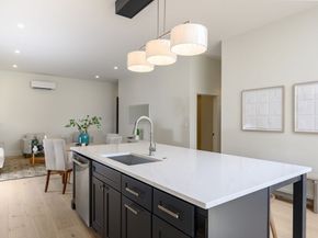 21 Tanglewood Road 1, Boston MA 02124