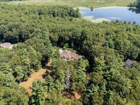 137 Lake Street, Sherborn MA 01770