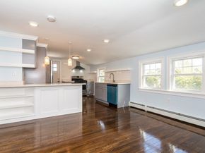 72 Main St, Quincy MA 02169