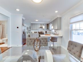 72 Main St, Quincy MA 02169