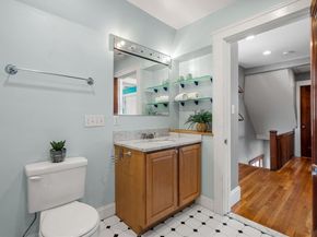 15 Lexington Ter, Waltham MA 02452