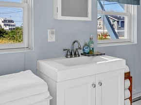 3 Bayview Street, Hull MA 02045