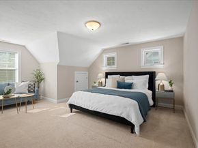 5 N. Pond Way 28, Hopkinton MA 01748