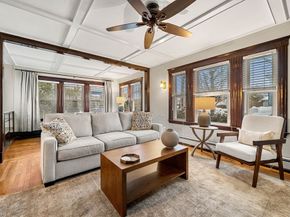 11 Evans Rd, Peabody MA 01960