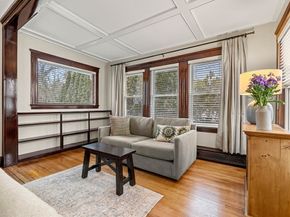 11 Evans Rd, Peabody MA 01960