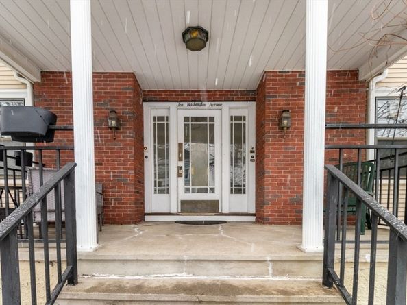 10 Washington Ave 3, Waltham MA 02453