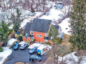 845 Plymouth St 845, Bridgewater MA 02324