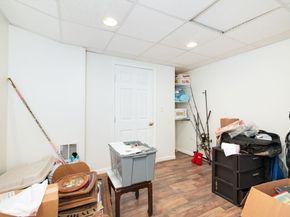 845 Plymouth St 845, Bridgewater MA 02324