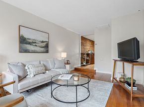 802 E 3rd St 3, Boston MA 02127