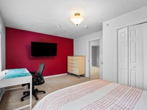 107 Meadow Ln 107, Randolph MA 02368