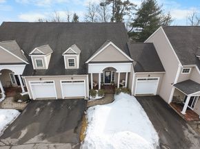 107 Meadow Ln 107, Randolph MA 02368